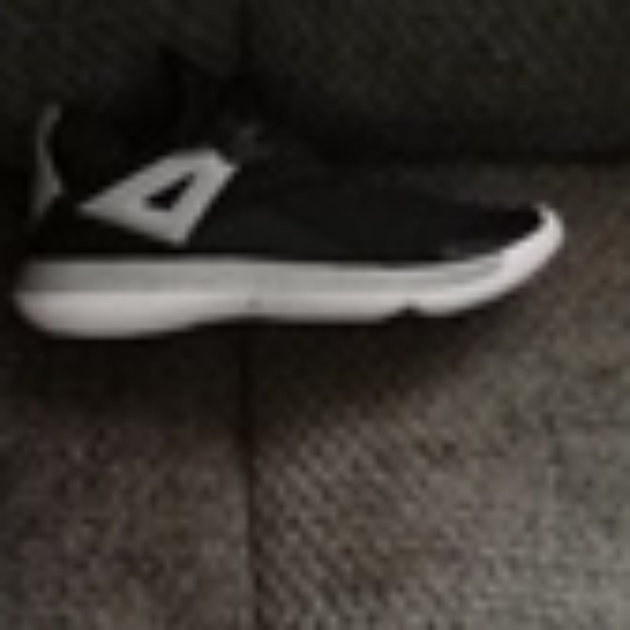Jordan retro 4 running shoes - Picture 1 of 2